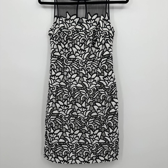 Aidan Mattox Sleeveless Lined Crochet Floral Applique Sheath Dress Womens Size 0 - Picture 3 of 8